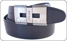 Une ceinture Azzaro