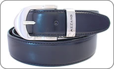 Une ceinture Azzaro