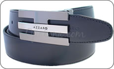 Une ceinture Azzaro