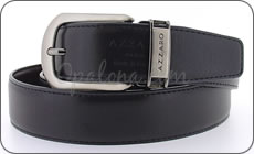 Une ceinture Azzaro