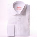Chemise blanche en lin à poignets mousquetaires