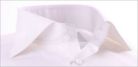 Chemise cintr�e blanche � col et poignets gris clairs