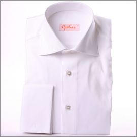 Chemise cintr�e blanche � poignets mousquetaires