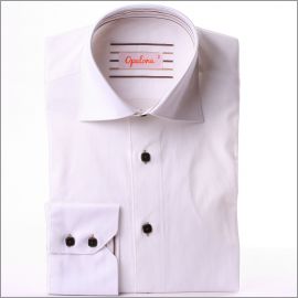Chemise blanche à col et poignets à rayures beiges et marrons et boutons marrons