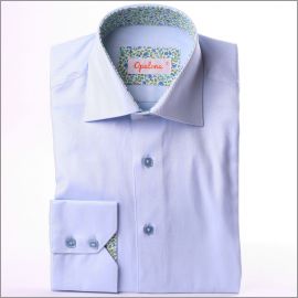 Chemise bleue � col et poignets � motifs liberty bleus et verts