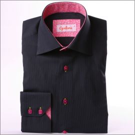 Chemise � fines rayures noires et grises, col et poignets � fleurs roses et boutons roses