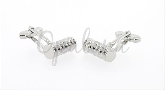 Cylinder cufflinks with striations