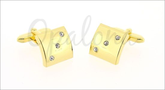 Gold square cufflinks with 3 crystals