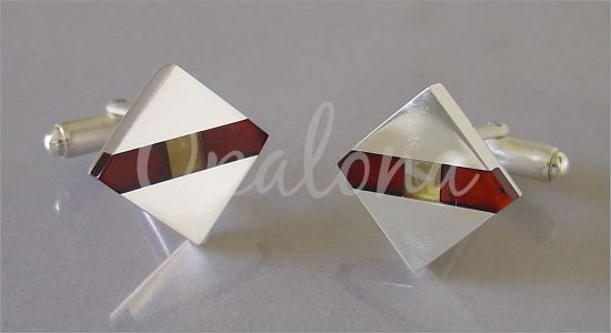 Silver square with a double color band in amber