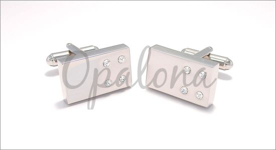 Rectangle cufflinks inlaid with four small swarovsky crystals