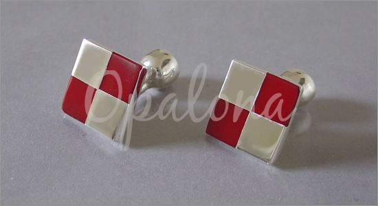 Red chequered square in silver