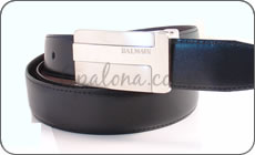 Une ceinture Balmain