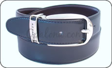 Une ceinture Azzaro