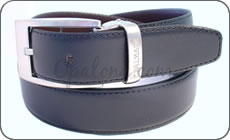 Une ceinture Balmain