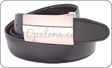 Une ceinture Azzaro
