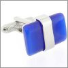 Rectangle bleu et ceinture argent�