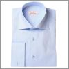 Chemise bleue claire � poignets mousquetaires