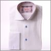 Chemise blanche � col et poignets mousquetaires � carreaux roses et marrons