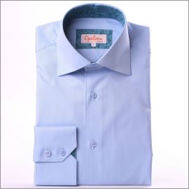 Chemise cintrée bleue à col et poignets à motifs bleus