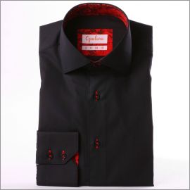 Chemise noire à col et poignets à motifs rouges