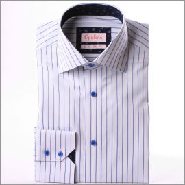 Chemise blanche à rayures bleu clair et bleu foncé
