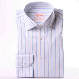 Chemise blanche à rayures bleu clair