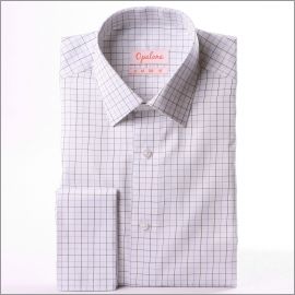 Chemise blanche à carreaux bleus et poignets mousquetaires