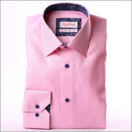 Chemise rose à col et poignets à motifs bleus