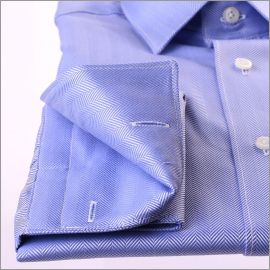 Chemise bleu moyen tissu chevron à poignets mousquetaires