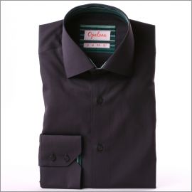 Chemise gris foncé à col et poignets rayés bleu-vert
