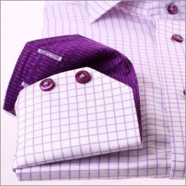 Chemise à carreaux blancs et mauves, col et poignets à motifs violets