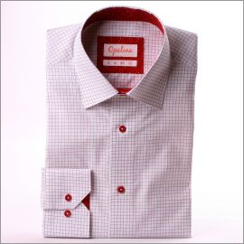 Chemise blanche à carreaux bleus grisés et rouges, col et poignets fleuris rouges