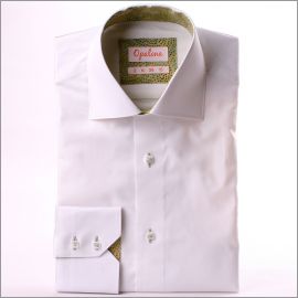 Chemise blanche à col et poignets à motifs verts