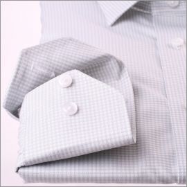 Grau-weiß karierten Hemd