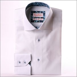 Chemise blanche à col et poignets à motifs bleus et verts