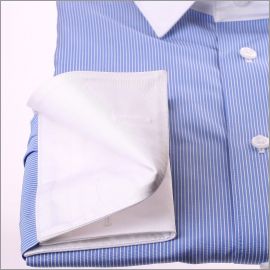 Blauw met dunne witte strepen Frans manchet shirt met witte kraag en manchetten