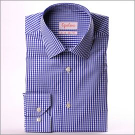 Chemise à carreaux blancs et bleu foncé