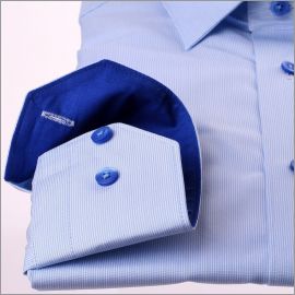 Chemise bleu clair à col et poignets unis bleu outremer