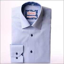 Chemise bleu clair à col et poignets à motifs fleuris bleus et bleu marine