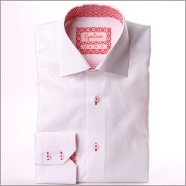 Chemise blanche à col et poignets à motifs rouges et blancs