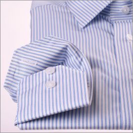 Chemise blanche à rayures bleues