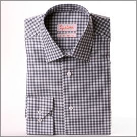 Blanco y gris a cuadros camisa