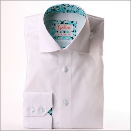 Weißes Hemd mit türkis, weiß und marineblau Muster Kragen und Manschetten