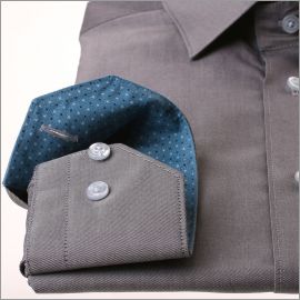 Grey shirt with grey-blue spotty collar and cuffs