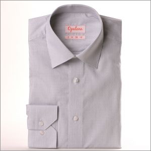 Camisa jacquard blanca con rayas azules