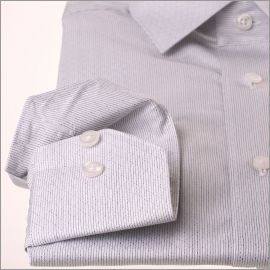 Camisa jacquard blanca con rayas azules