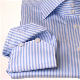 Camisa a rayas azul y blanca