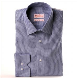 Camisa pequeña con estampado cuadrado azul oscuro