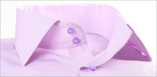 Chemise cintrée à rayures blanches et mauves