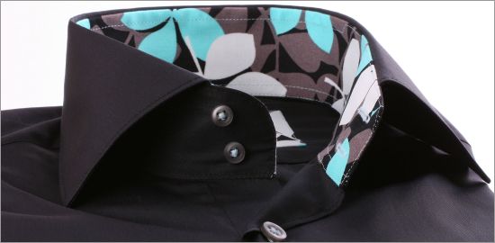 Chemise noire à col et poignets à motifs blancs, gris et turquoises